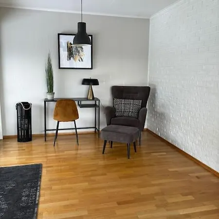 Koslig Bolig Med Sjoutsikt Vakantiehuis *